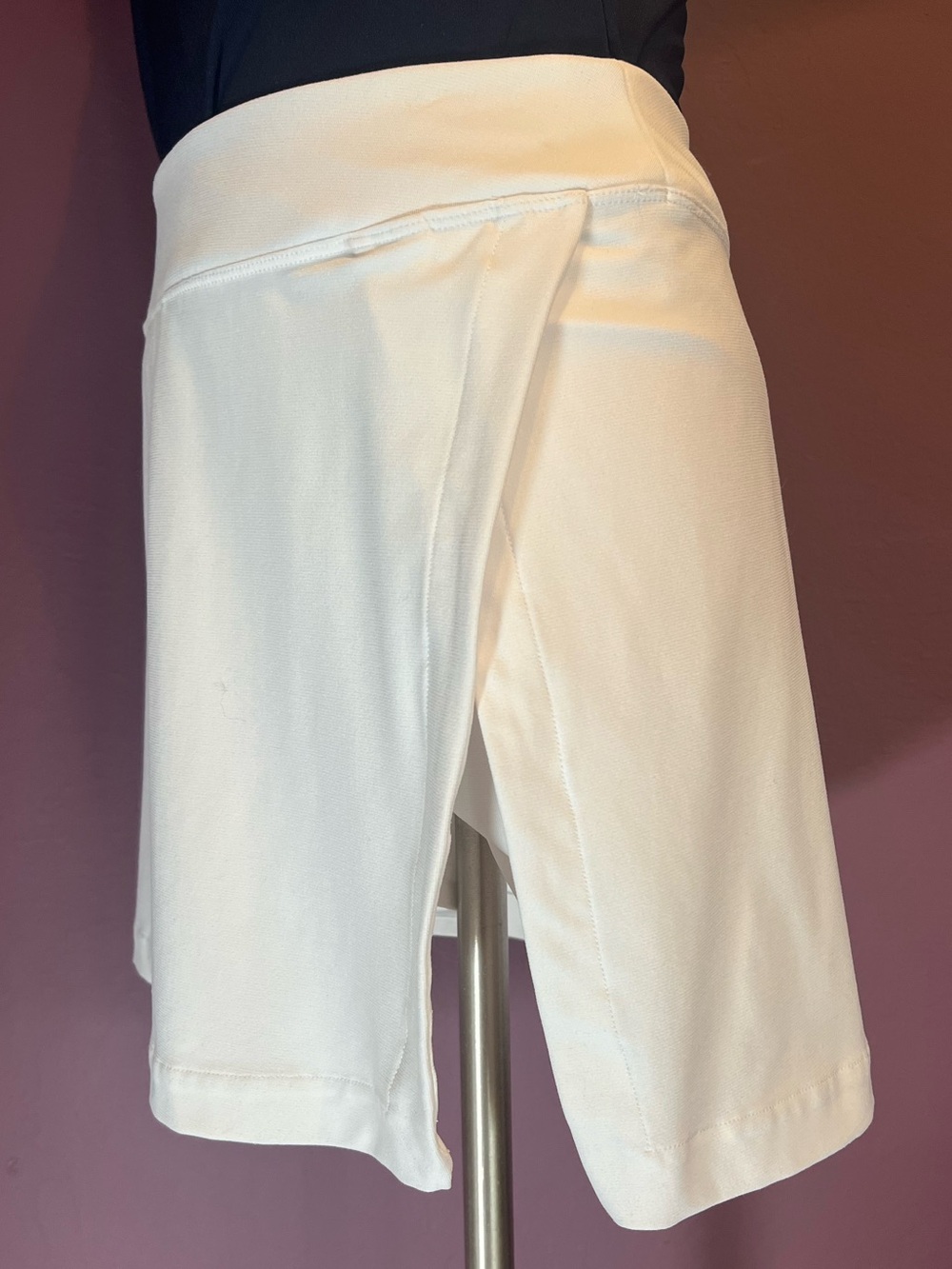 🤍Outdoor Voices White Athletic Skort with Built-In Shorts - Picture 5 of 6